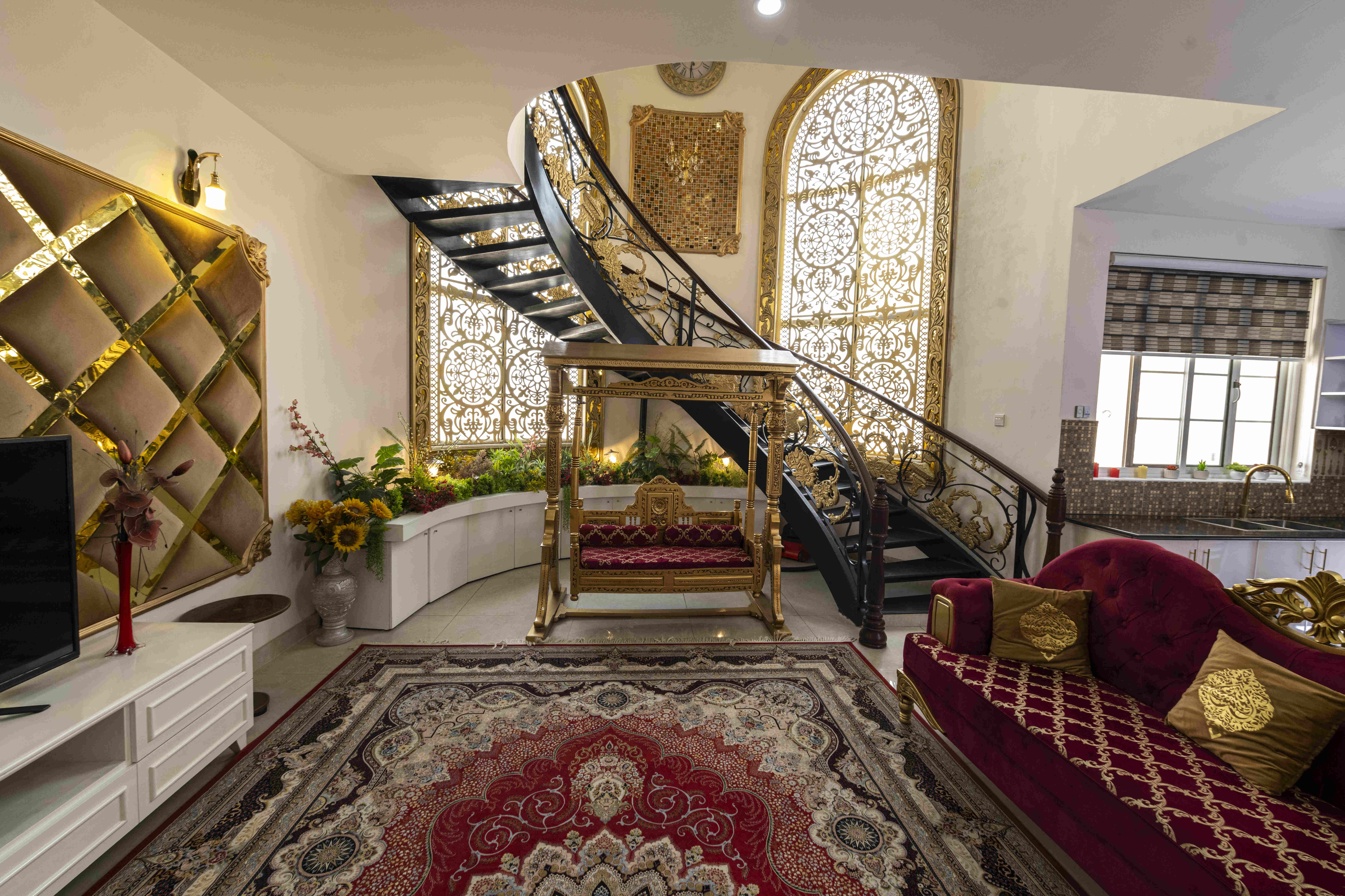 Make Memories Last: Plan Your Family Photoshoot at AH Royal Resort